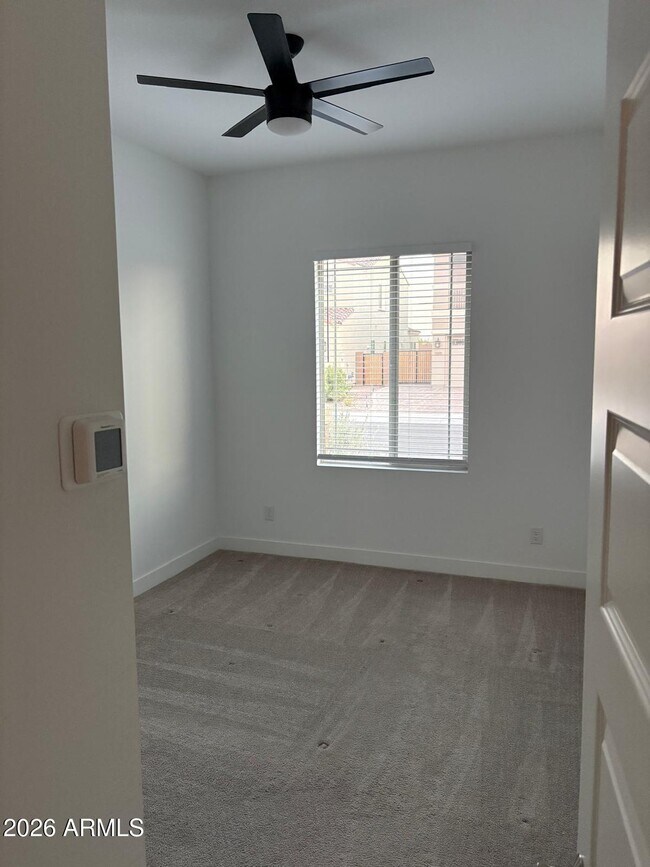 Building Photo - 7710 W Crabapple Dr