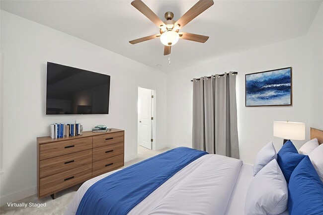 Building Photo - 10235 Forest Lake Dr