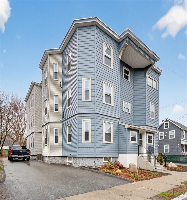 Building Photo - 42 Almont St