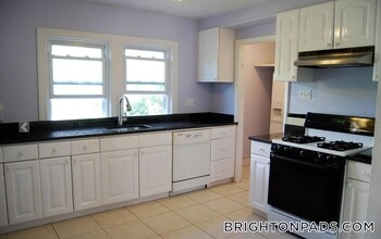 Building Photo - 93-95 Undine