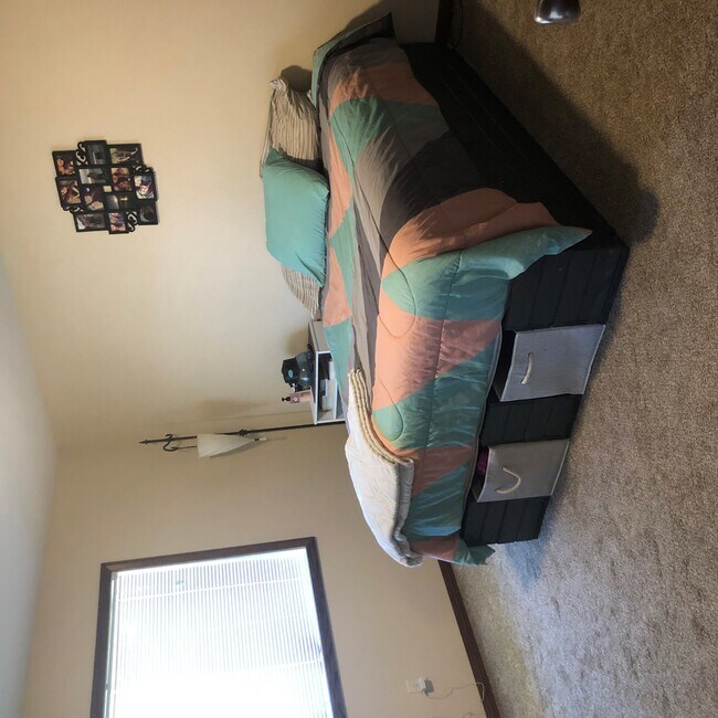 Master Bedroom - 339 Railroad Ave