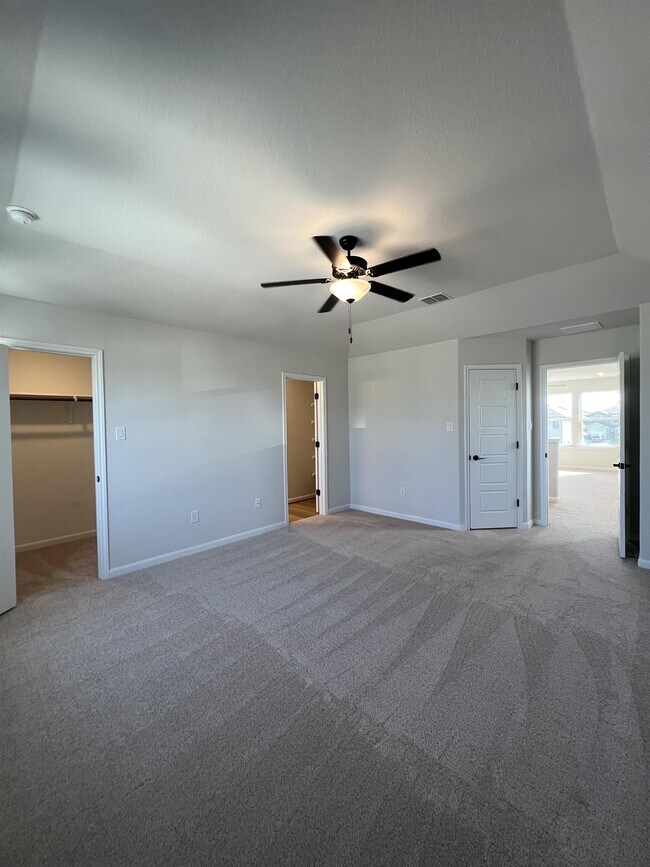 Building Photo - 16630 Daylight Ln