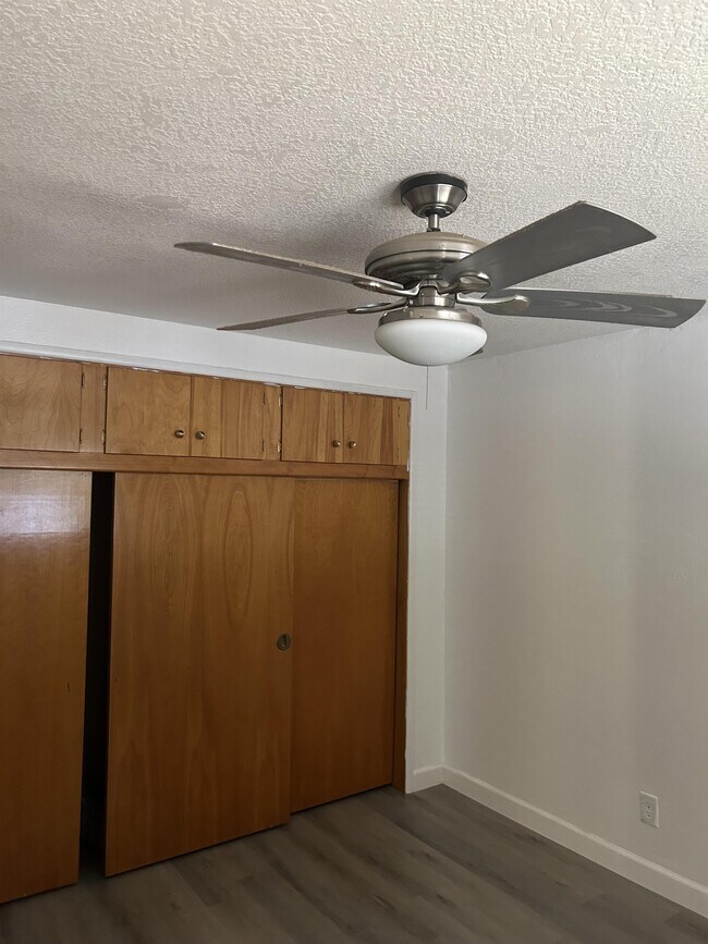 Building Photo - 1726 Idylwood Ct