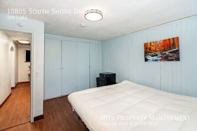 Building Photo - 10805 S Shore Dr