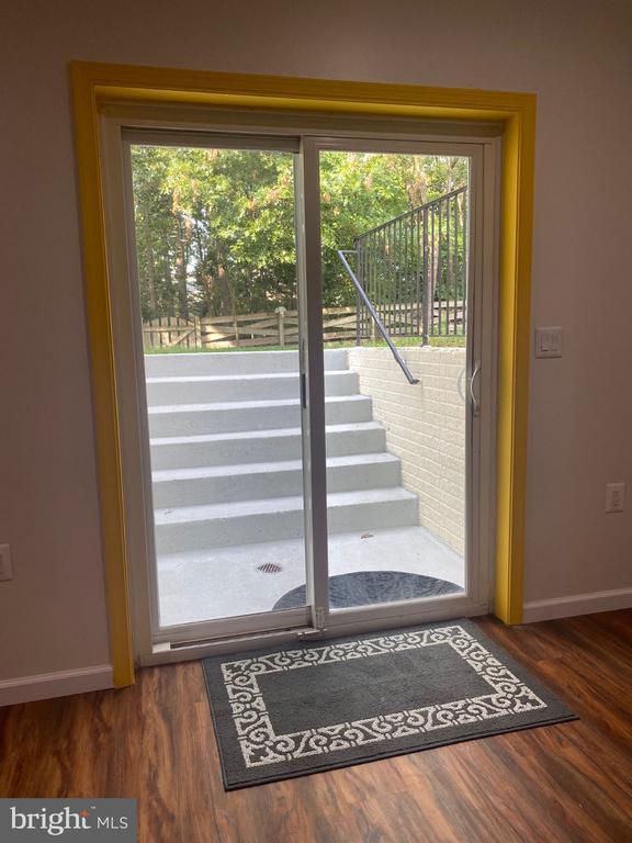 Building Photo - 46938 Colby Ct