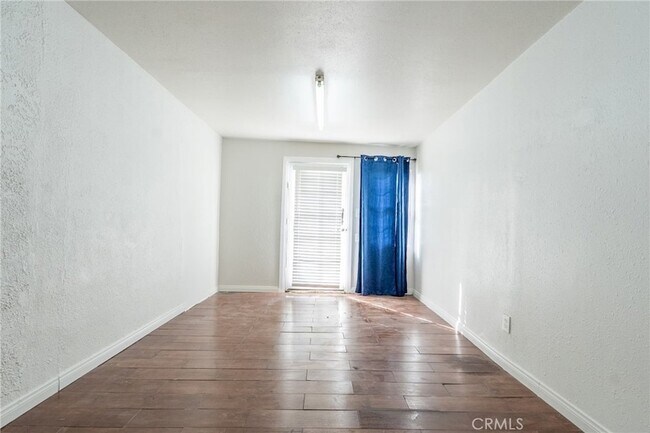 Building Photo - 14043 Mystic St