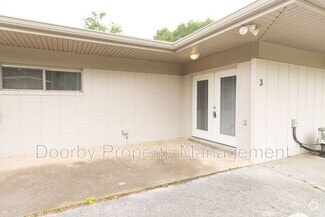 Building Photo - 3101 Ellis Ave