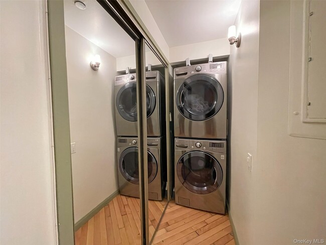 Building Photo - 50 E Hartsdale Ave