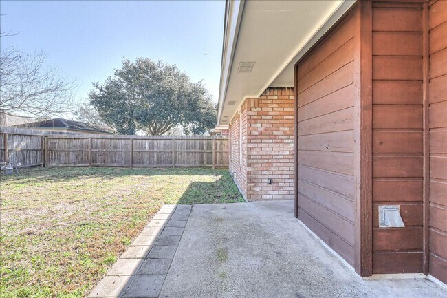 Building Photo - 7314 Ottawa Cir