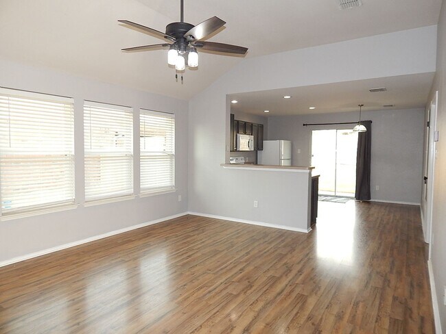 Building Photo - ***Pre- Marketing*** Cozy 3-Bedroom Home w...