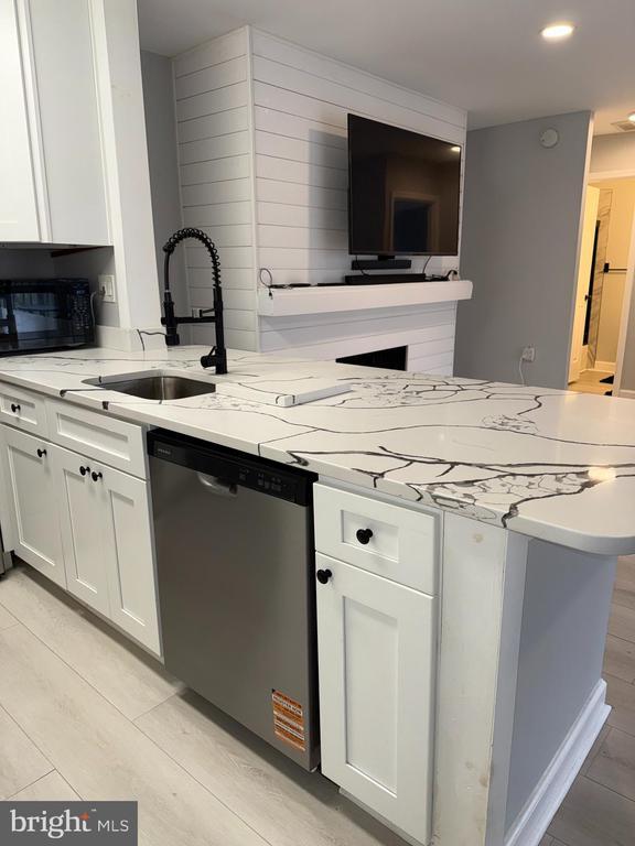 Building Photo - 10528 Cross Fox Ln