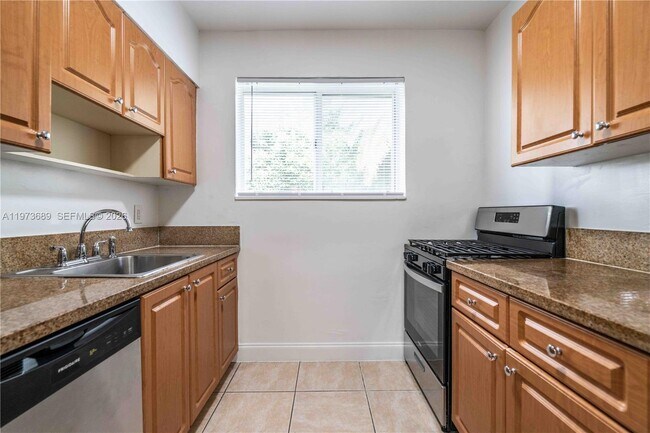 Building Photo - 75 S Shore Dr