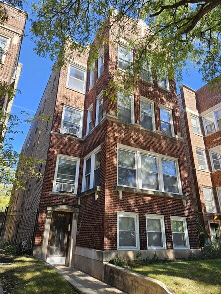 Building Photo - 1220 W Columbia Ave