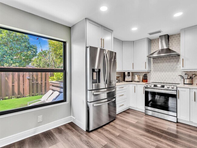 Building Photo - 2083 Augusta