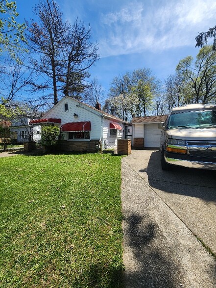 Primary Photo - 15002 Ohio Ave