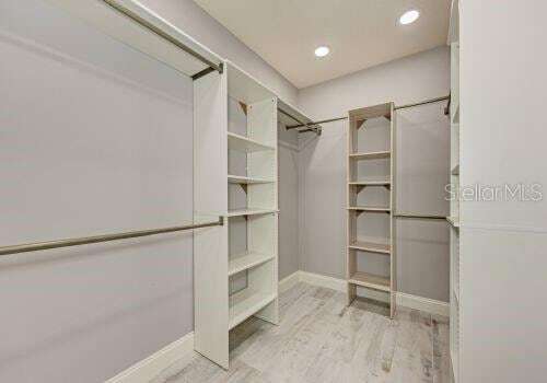 Building Photo - 1648 Bayshore Dr