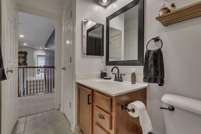 Building Photo - 7097 Pleasant Colony Cir