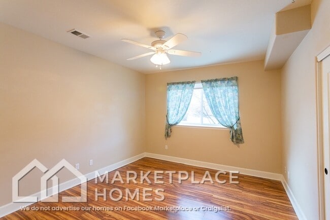 Building Photo - 6293 N Ensenada Ct