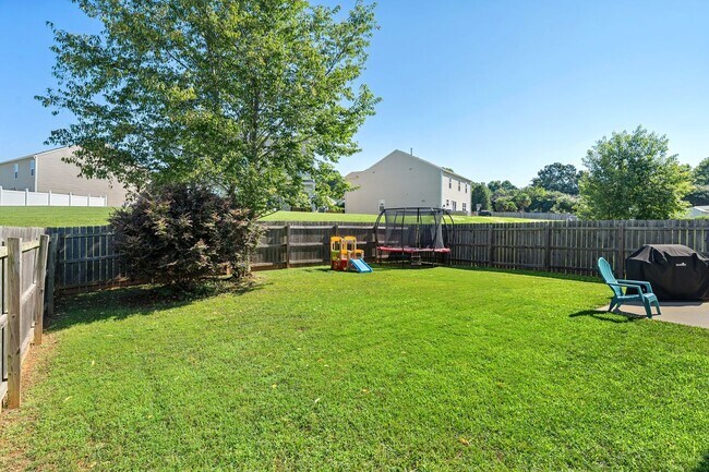 Building Photo - 110 Bray Dr