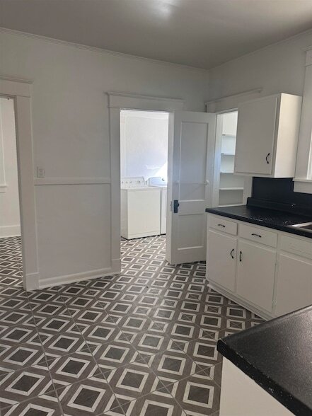 Building Photo - 20 S Auburndale St