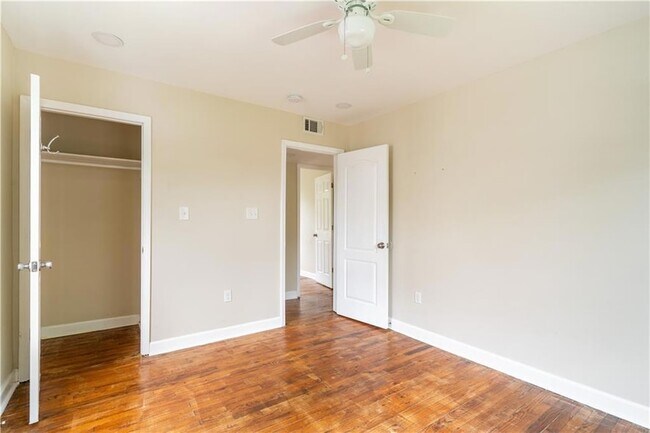 Building Photo - 6228 Waldo Dr