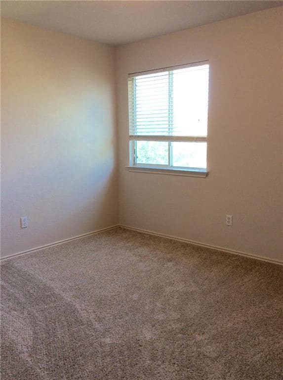 Building Photo - 2510 Jesse Owens Dr