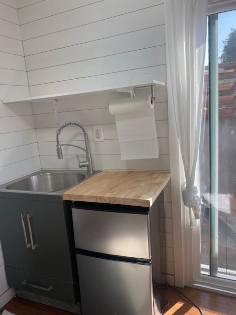 Building Photo - 1440 Portesuello Ave