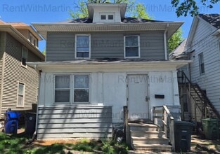 Building Photo - 1107 Mulberry St