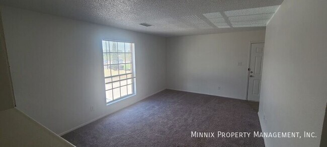 Building Photo - 3007 W Louisiana Ave