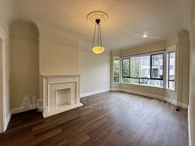 Building Photo - 274 4th Ave