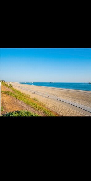 Building Photo - 2601 E Ocean Blvd