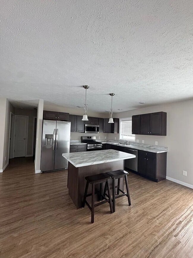 Building Photo - Available Now! Beautiful Traverse City Home for Rent! $3,100/Month