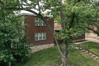 Building Photo - 1613 Everett Ave