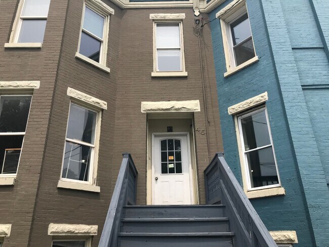 Building Photo - 45 Elberon Pl