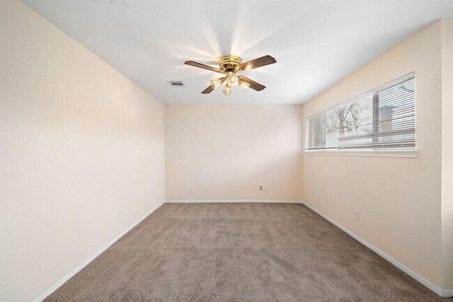Building Photo - 7814 Fair Acres St