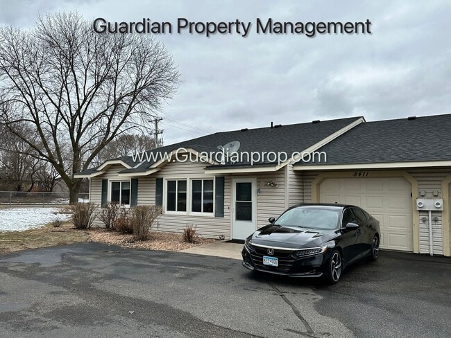 Primary Photo - Brooklyn Park End Unit Patio Home, Dishwas...