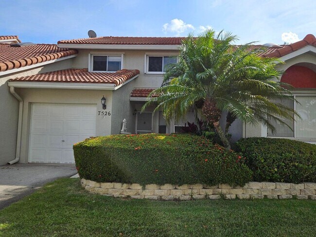 Building Photo - 7526 Pinewalk Dr S