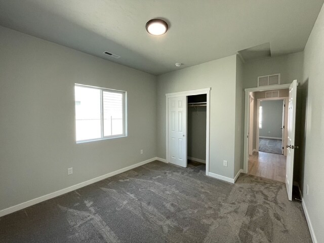 Building Photo - 629 W Snowy Owl St