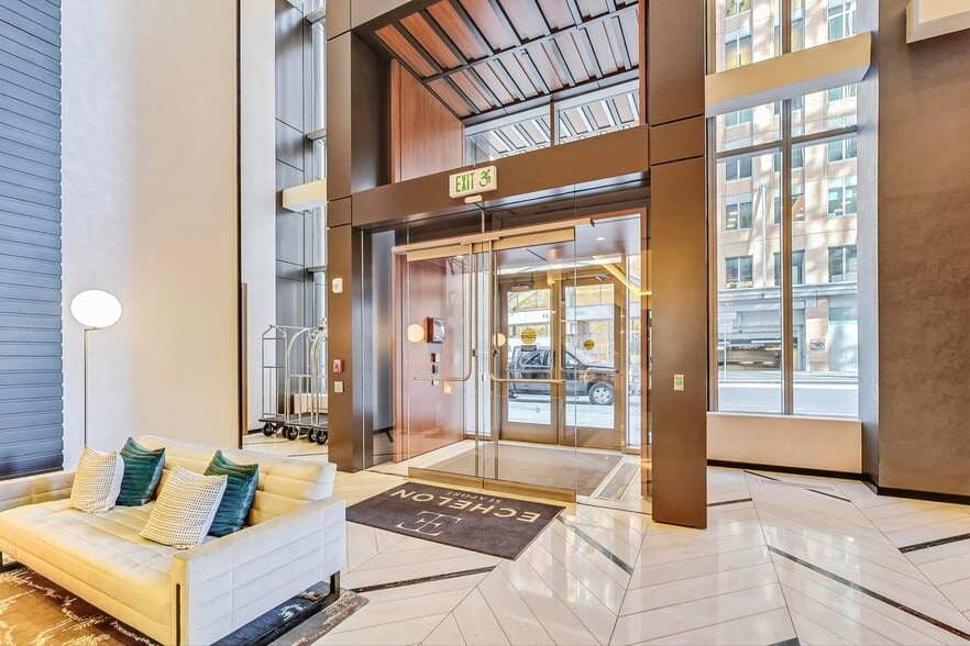 Building Photo - 135 Seaport Blvd