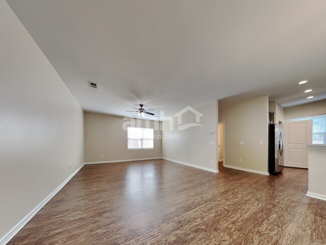 Building Photo - 321 Iveson Rd