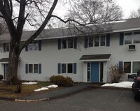 Building Photo - 12 Beach St