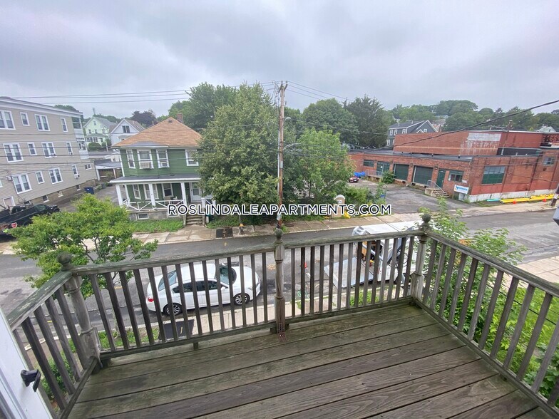 Building Photo - 41 Averton St