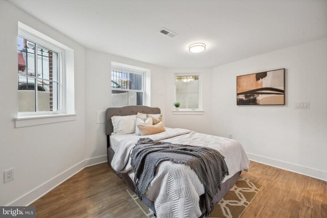 Building Photo - 1614 Kilbourne Pl NW