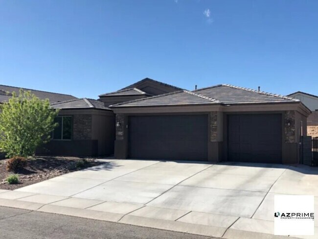 Primary Photo - Southern Vista Estates 4-Bedroom Home with...