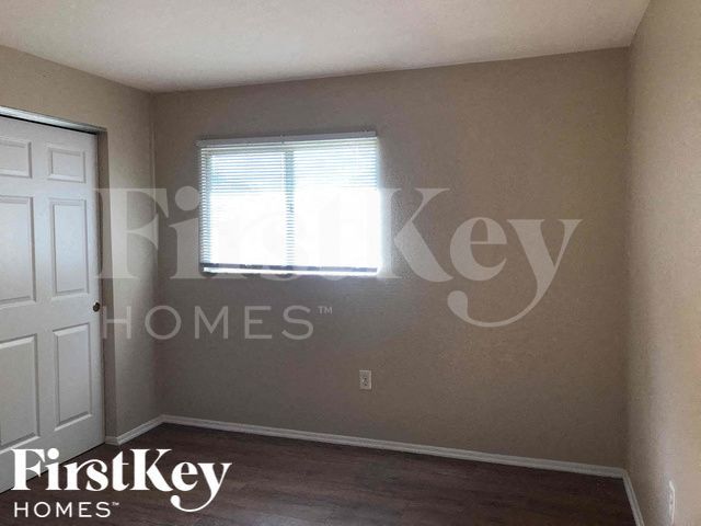 Building Photo - 1083 Riggs St