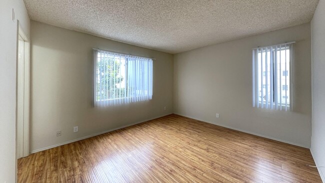 Floorplan - Francis Apartments