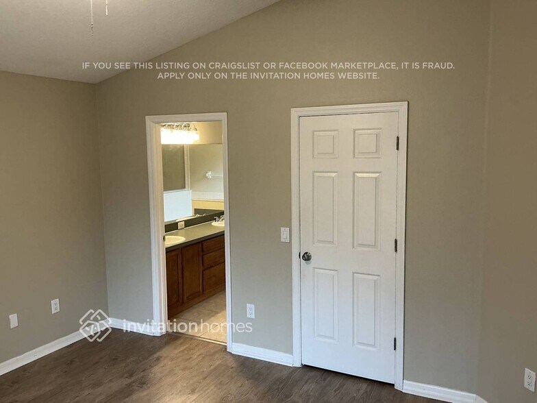 Building Photo - 7029 Colony Pointe Dr