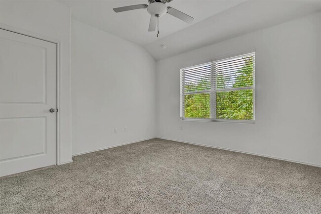 Building Photo - 4016 Fort Collins Way