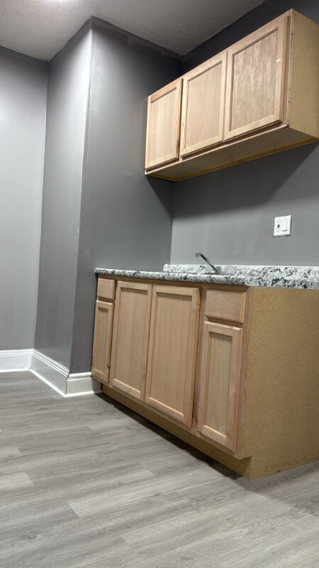 Building Photo - 1374 West Blvd