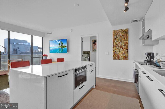 Building Photo - 1625 Eckington Pl NE